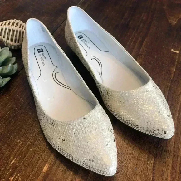 White Mountain | Cream & Silver Snakeskin Embossed Genuine Leather Flats - Picture 1 of 7